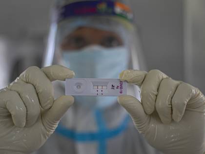 Trenta milioni per i tamponi da medici e pediatri