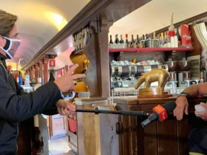 "Non è lei a non volermi" Corona ora rivela tutto
