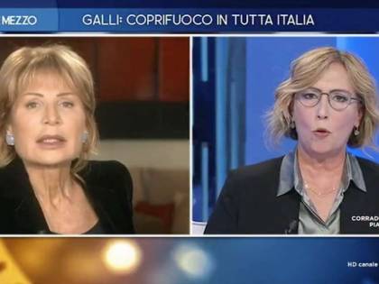 "Io faccio la quarantena". Lilli Gruber smontata in diretta: "Ma le case degli altri sono piccole"