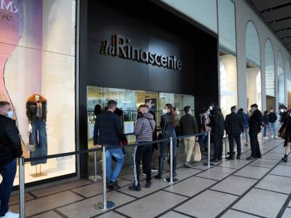 FISMO Confesercenti: "Posticipare i saldi: interventi economici insufficienti, non c'è un futuro certo"