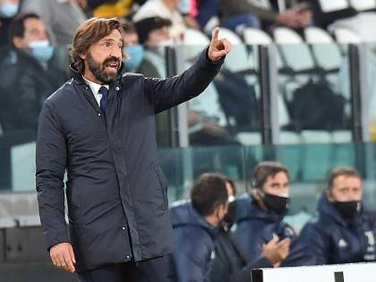 Pirlo sperimenta ma la Juventus non vince: è lui l'uomo in meno di oggi