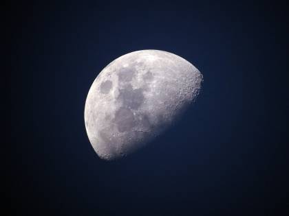 L'acqua sulla Luna? Abbastanza da dissetare le colonie che ci vivranno