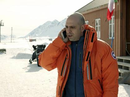 Incendi e competizione con Star Wars: in tv arriva Quo Vado? di Checco Zalone