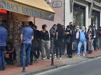 Francesi all'assalto delle tabaccherie italiane prima del lockdown