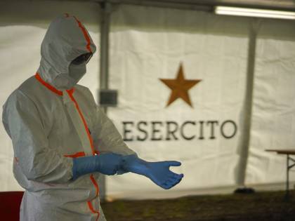 La rabbia dei militari traditi. "Il governo ci taglia i fondi"