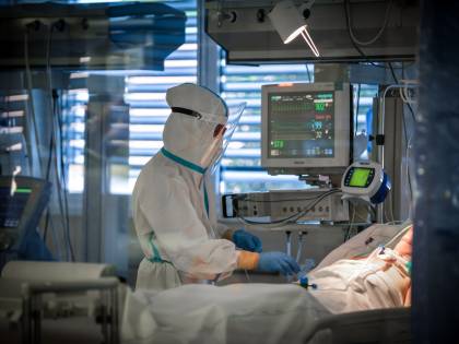 In ospedale è record di malati Covid: "Pochi giorni, poi è la fine"