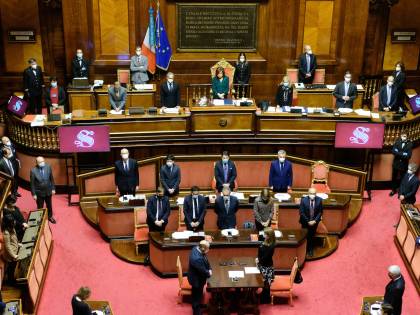 Di Maio in isolamento, tampone per Conte: cosa succede ora al governo