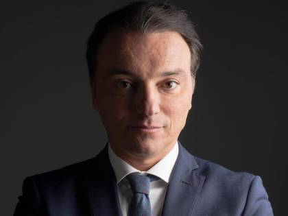 "Negozi chiusi ma pretendono le tasse"