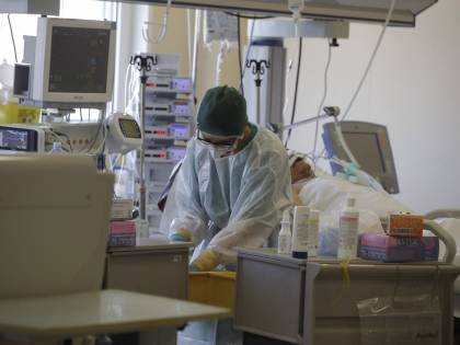 La Campania vuole arruolare rianimatori ma all'appello rispondono appena in tre