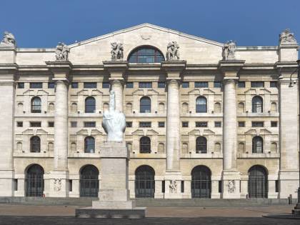Borse europee a rilento. Nodo banche e consumi