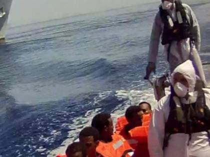 La fronda che scuote i 5s: "Così ci pieghiamo al Pd"