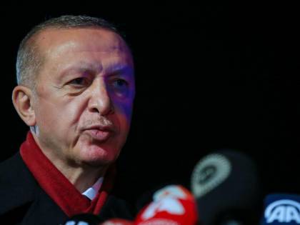 "Maleducato e inappropriato". Ora Erdogan attacca Draghi