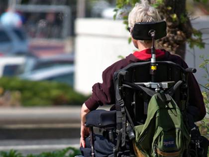 Conte nel mirino dei genitori di disabili: "Ci prende in giro, riceviamo solo briciole"