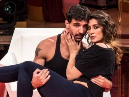 Già archiviato il flirt con la Isoardi? Raimondo Todaro fa sul serio con una prof de L’eredità