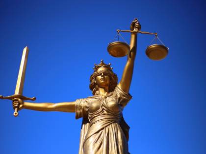 Per le vittime di violenza c'è il patrocinio statale. L'incentivo a denunciare