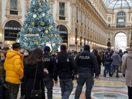 "Chiusi il più possibile". È scontro con le Regioni