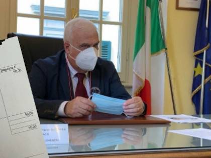 "Quel tampone? Una trappola": ora il pediatra finisce indagato