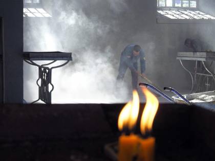 "Bruciamo tutto, non torneremo" L'esodo silenzioso dal Nagorno