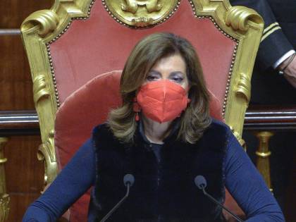 La Casellati asfalta il governo: "I ritardi sono incomprensibili"