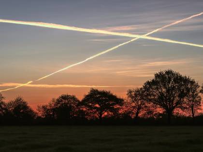 Quel mito delle "scie chimiche": smontato un (falso) complotto