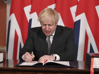 Allarme Brexit: export inglese calato del 68%. Il governo: falso