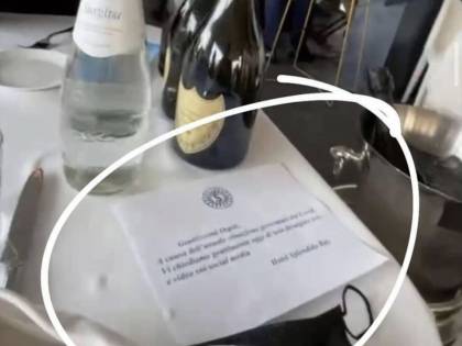 Il party illegale nel resort di lusso, scoppia polemica social