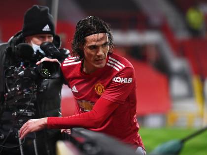 Cavani squalificato per una frase razzista. La difesa dall'Uruguay: "FA ignorante"