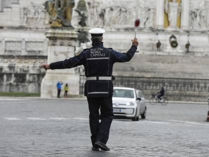 Spostamenti, orari, visite: verso nuovo Dpcm il 15 e proroga dello stato d’emergenza