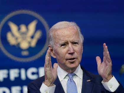 Ora Biden accusa Trump "Ha incitato all’assalto"