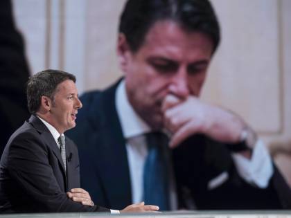 Conte apre al rimpasto. Renzi: "Accelerare o lasciamo"