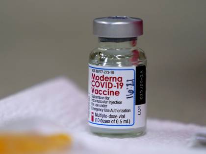 Perse 800 dosi del vaccino Moderna per un guasto al congelatore