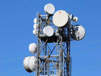 Nella gara della rete in fibra si rafforza l'opzione "Fwa"