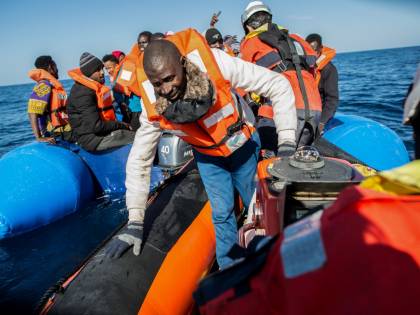L'Ue apre alle accuse delle ong: Frontex finisce sotto indagine