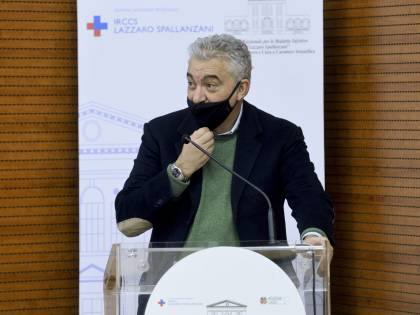 Arcuri, flop da Bagnoli al Covid. E un nuovo caso siringhe d'oro