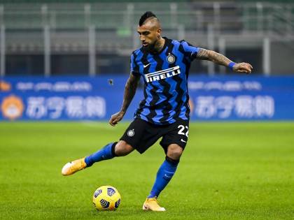 L'Inter di Vidal fa piccola la Juve. Notte da "scudetto" per Conte