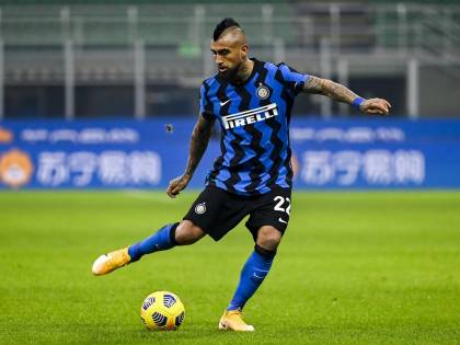 Vidal alza la voce: "Non ho baciato lo stemma della Juve, rispetto l'Inter"