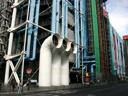 Arrivederci Pompidou: chiude il museo-icona. La rivolta degli studenti