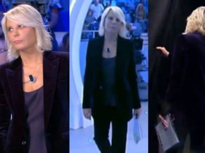 Fuori programma a C'è posta per Te, Maria De Filippi abbandona lo studio