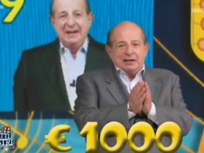 "Ma non è la Clerici?", concorrente sbaglia gioco. Magalli in imbarazzo in diretta