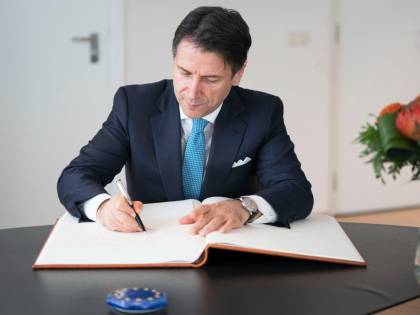 L'ipotesi Conte deputato in Toscana spacca il Pd