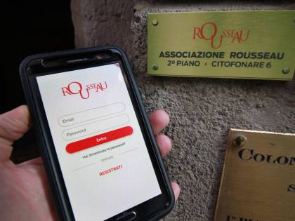 "Il quesito era ingannevole". La base M5S vuole (ri)votare su Rousseau