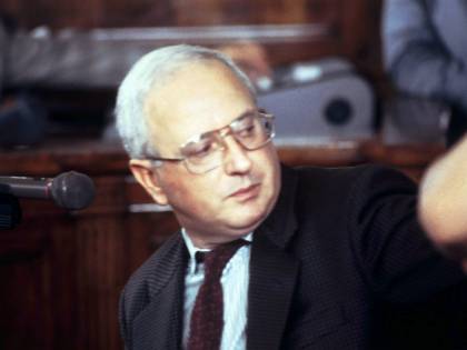 Cutolo, tra mala e politica. I segreti di "Don Raffaè" che non volle pentirsi mai