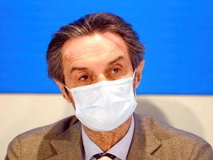 "Speriamo resti gialla". La Lombardia in ballo fra l'incubo varianti e le nuove fasce rosse