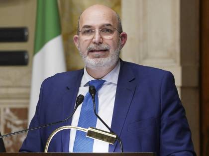 L'avvocato Borrè contro Crimi: "Espulsioni dei senatori M5S illegittime"