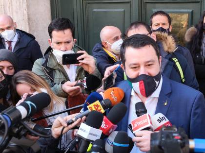 "Agii in continuità con Salvini". Smontato l'assalto delle Ong