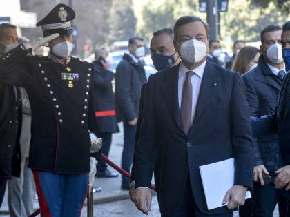 Quelle pressioni sul premier silente