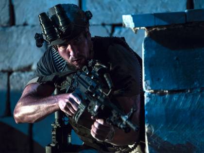 Il "moriremo tutti" di 13 Hours che rimarrà nella Storia. Cosa c'è dietro l'attentato