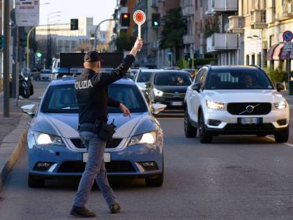 Lombardia, cambiano i colori: i comuni in arancione scuro