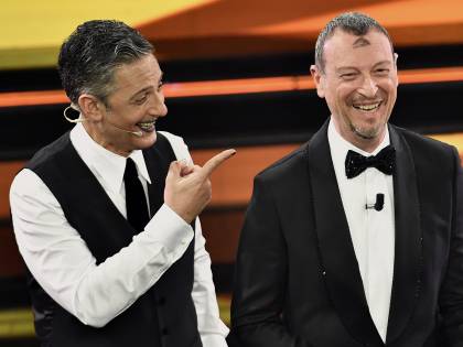 Sanremo, Fiorello: "Una poltrona vuota è come Zingaretti senza la d'Urso"
