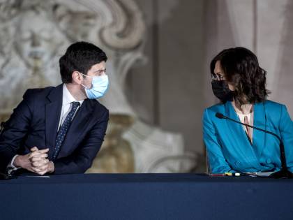 "Ai congedi familiari risorse da 200 milioni. I fondi del Recovery per potenziare la Dad"